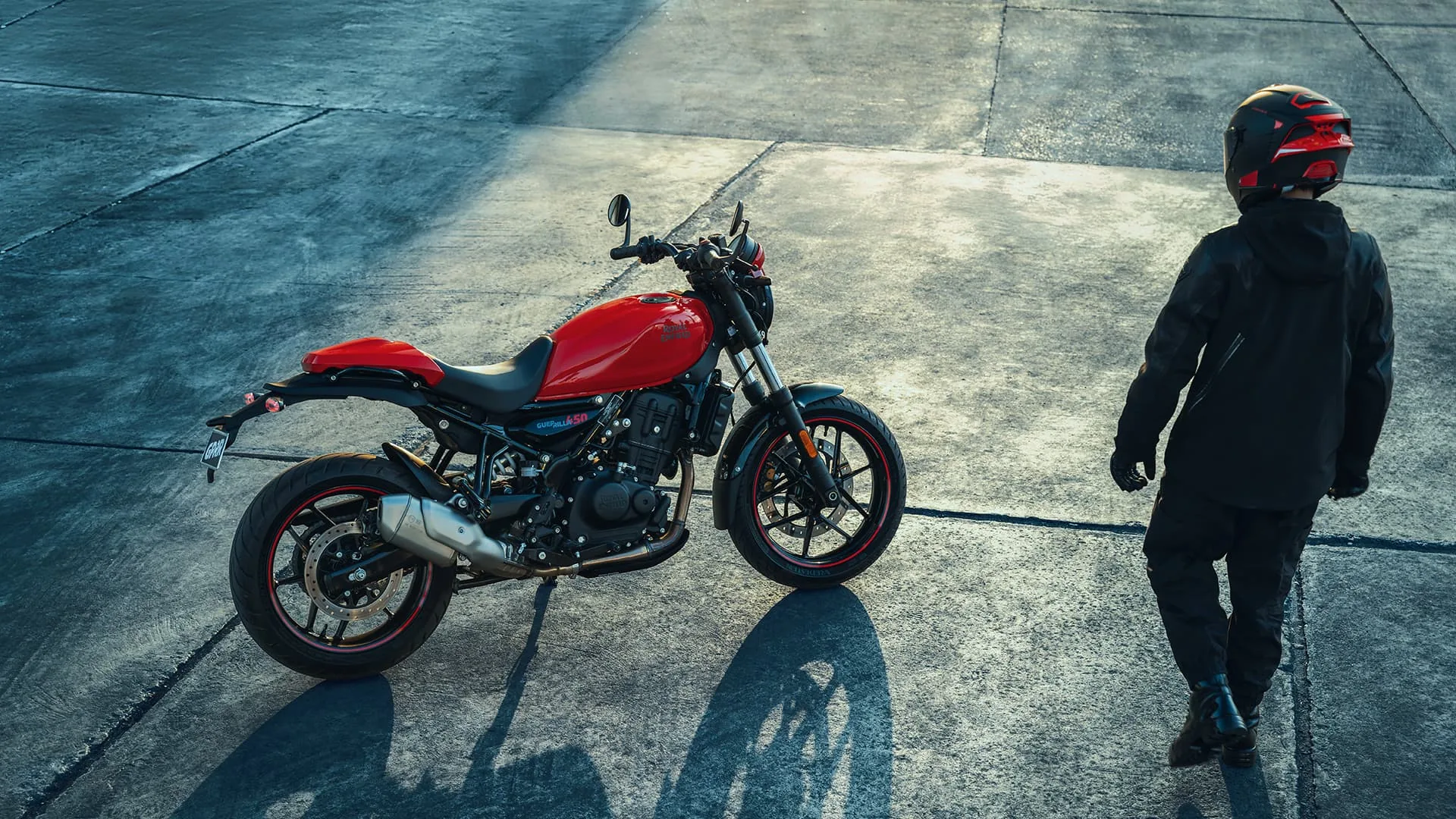 Royal Enfield Guerrilla 450 – fotografie z galerie 2